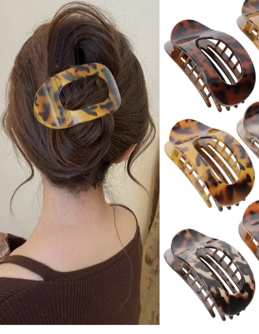 mindy kaling claw clip